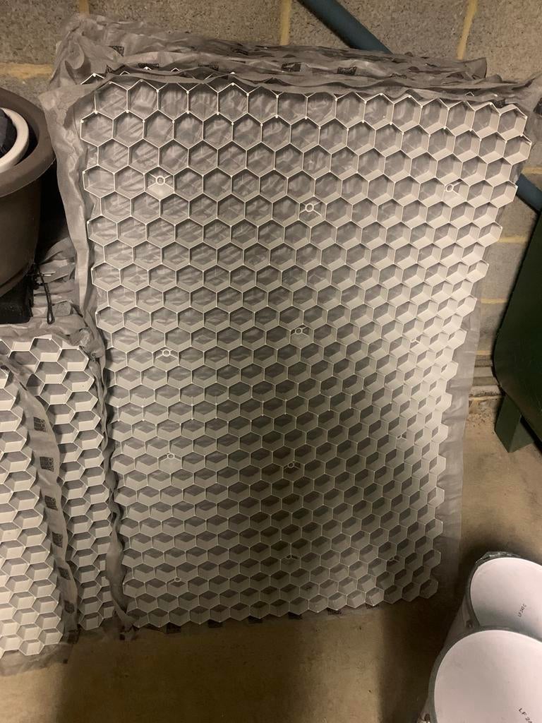 Plaque alveolaire pour gravier, Jardin & Terrasse, Enlèvement, Comme neuf