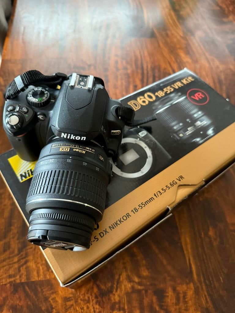 NIKON D60, Audio, Tv en Foto, Fotocamera's Digitaal, Ophalen, Zo goed als nieuw, Nikon