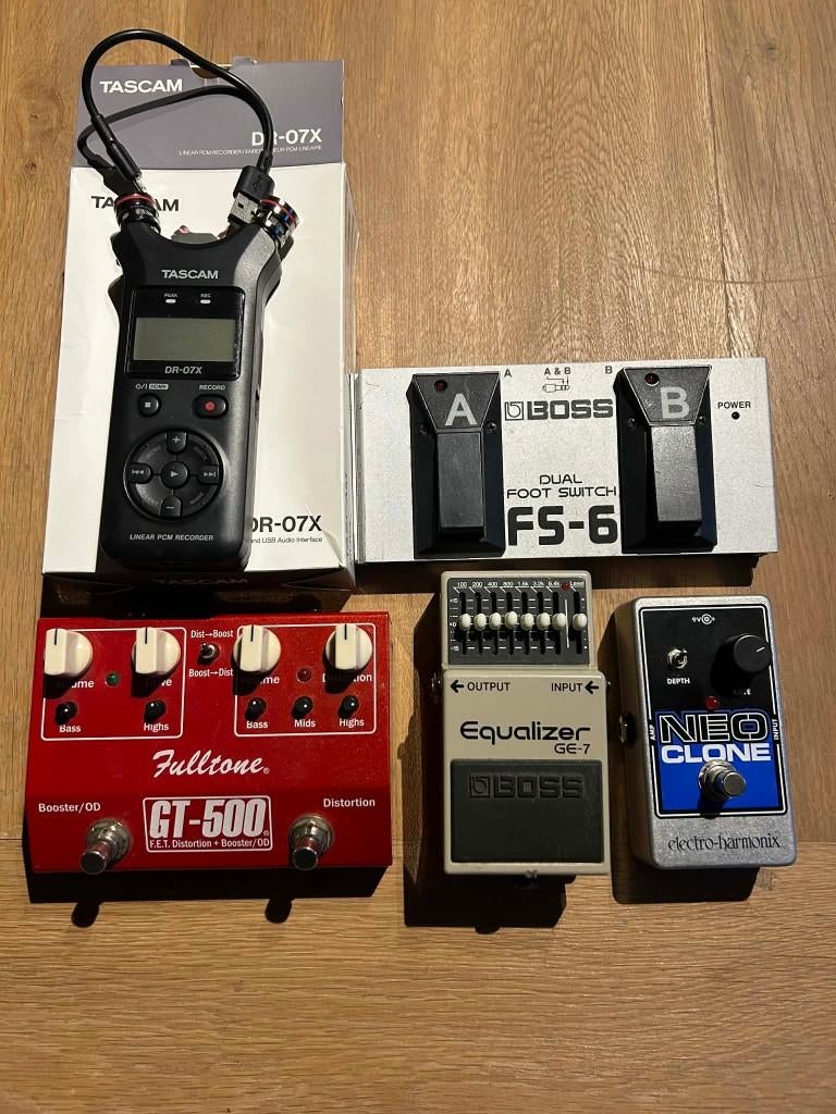 Boss /fulltone gitaar effecten /Tascam opname app, Muziek en Instrumenten, Effecten, Ophalen of Verzenden, Gebruikt, Delay of Echo