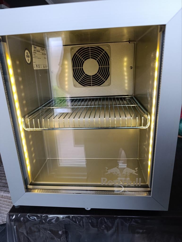Frigo red bull