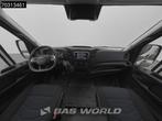 Iveco Daily 35C18 3.0L Automaat Dubbellucht L2H2 180PK LED N, Auto's, Bestelwagens en Lichte vracht, Automaat, Stof, Gebruikt