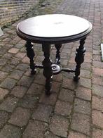 Rond houten tafelmeubel, 4 mooi gescultpteerde poten, Ophalen