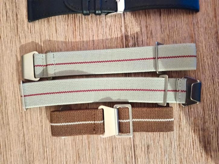 Parastrap horlogebandjes 20mm, Handtassen en Accessoires, Overige Accessoires, Ophalen of Verzenden