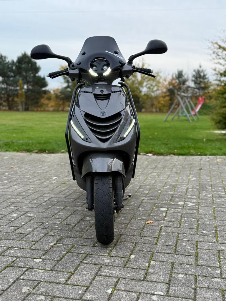 Piaggio zip 4t B klasse, Vélos & Vélomoteurs, Zip, Classe B (45 km/h), Enlèvement, Utilisé