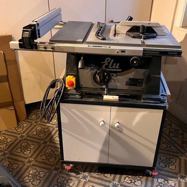 ELU cirkelzaag - ETS744-QS, Doe-het-zelf en Bouw, Gereedschap | Zaagmachines, Gebruikt, Cirkelzaag, 1200 watt of meer, 70 mm of meer