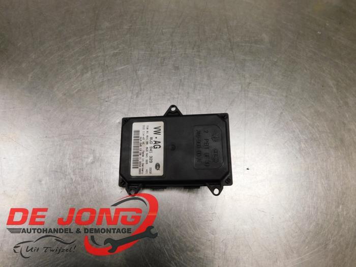 Ordinateur éclairage d'un Volkswagen Touareg, Volkswagen, -, 3 mois de garantie, Utilisé