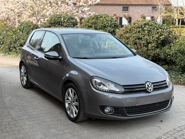VW Golf Automaat 2012 135dkm Garantie Full Option + Keuring, Autos, Volkswagen, Particulier, Golf, Bluetooth, Essence, Automatique