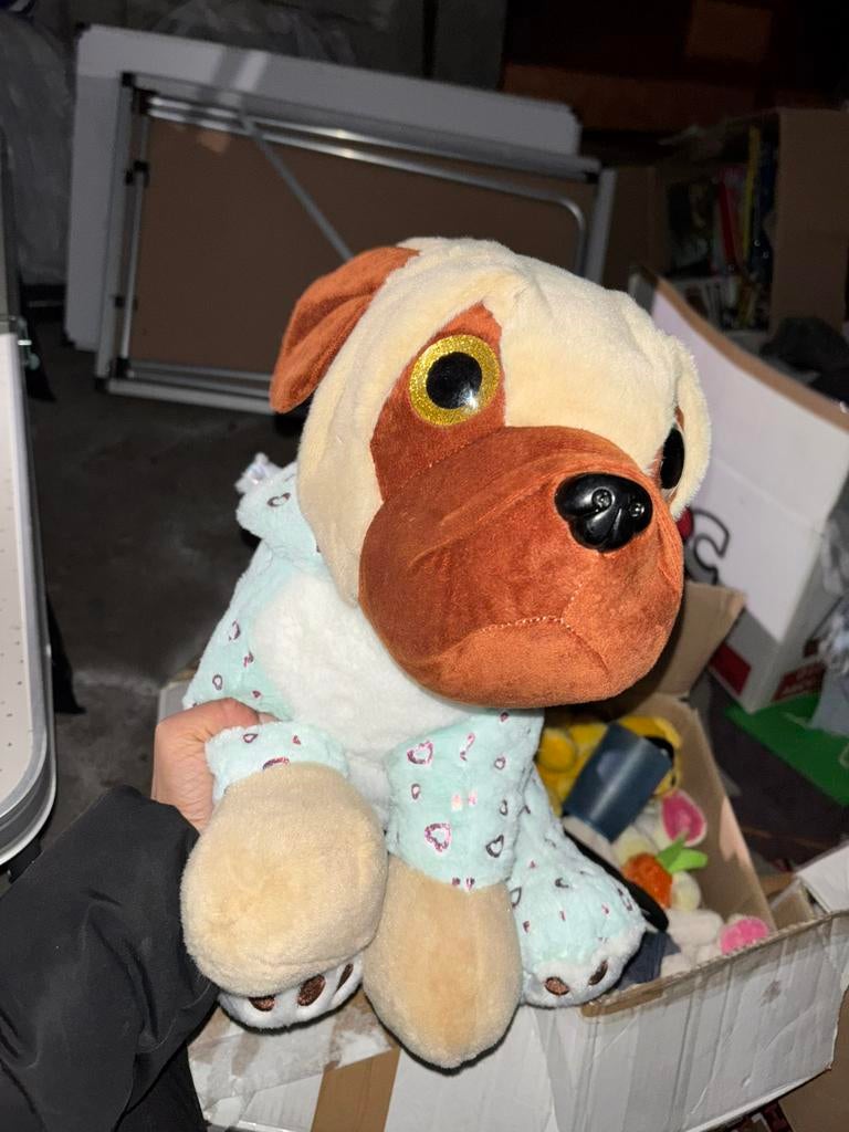 Knuffels, Ophalen, Zo goed als nieuw