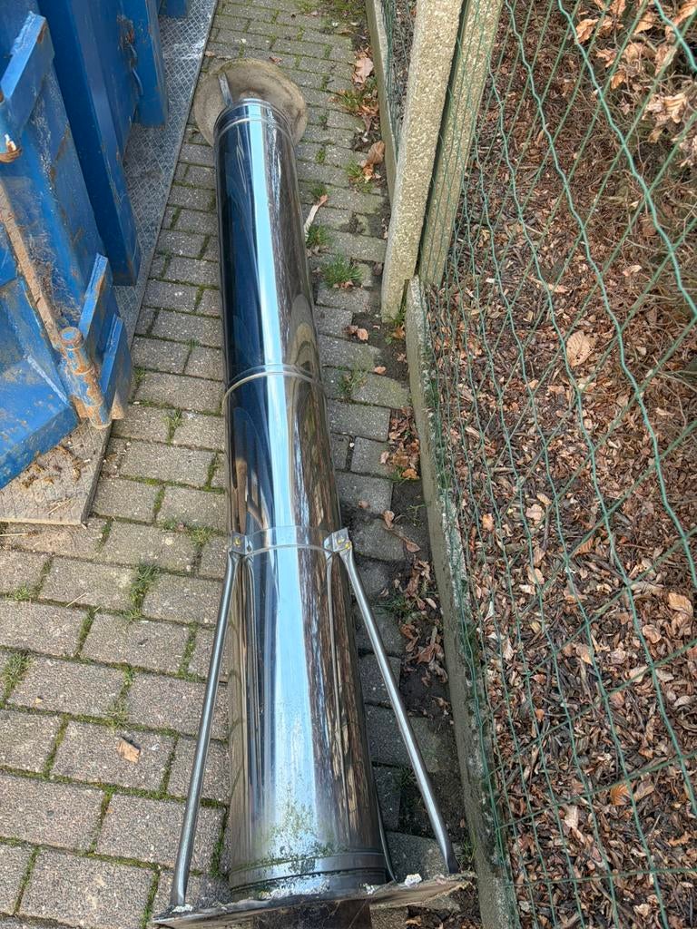 Geïsoleerde Kachelbuis enkelwandig met regenkap, Doe-het-zelf en Bouw, Buizen en Afvoer, Ophalen, Gebruikt, 2 tot 4 meter, Minder dan 20 mm