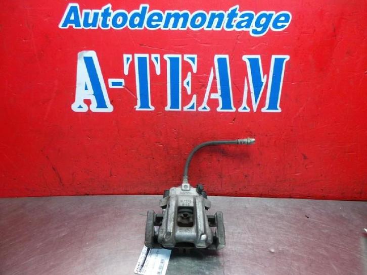 REMKLAUW LINKS ACHTER BMW 1 serie (F20) (01-2010/06-2019), Auto-onderdelen, Remmen en Aandrijving, BMW, Gebruikt