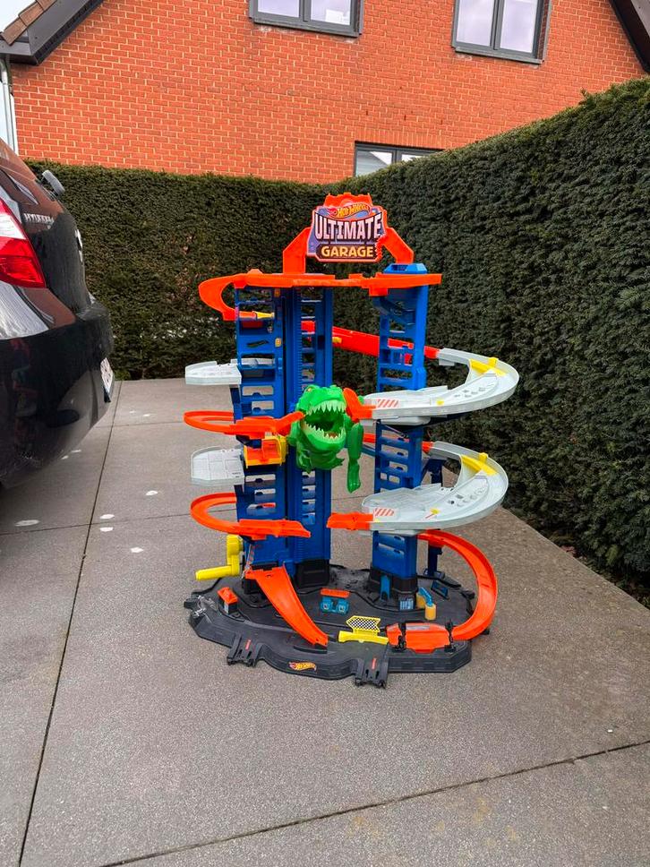 Hot Wheels Ultimate Garage XXL avec T-Rex – Super état, Enfants & Bébés, Jouets | Circuits, Comme neuf, Hot Wheels, Enlèvement