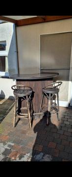 Tiki bar bamboo, Ophalen