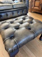 Chesterfield zetels (3-,2-,1-zit en voetenbank), Antiek en Kunst, Ophalen