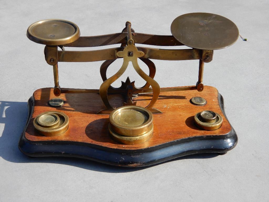 Balance à lettres ancienne, Enlèvement