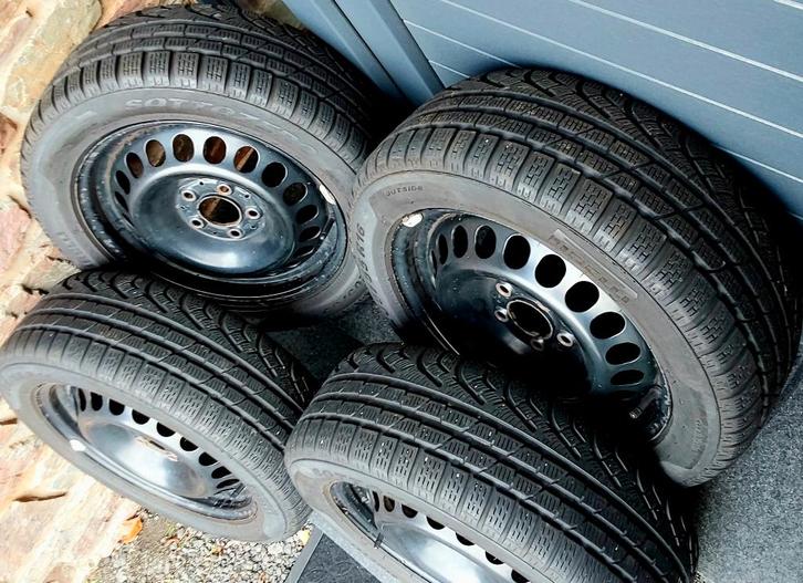 Jantes et pneus hiver 205/55-16 originales Mercedes, Autos : Pièces & Accessoires, Pneus & Jantes, Pneus et Jantes, Pneus hiver