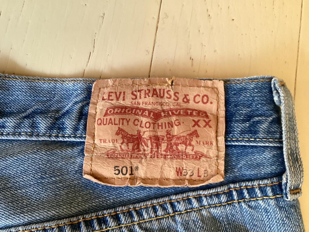 Levi’s 501 korte broek, W33 geen stretch, prima staat, Vêtements | Hommes, Jeans, Enlèvement ou Envoi, Porté, Bleu, W33 - W34 (confection 48/50)