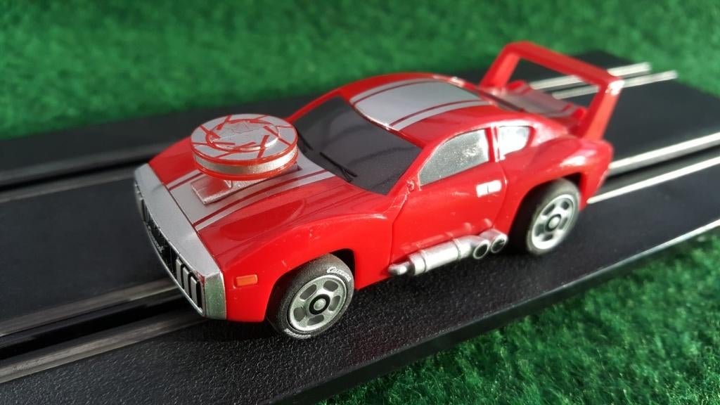Carrera Go: Muscle Car 1 (rouge) avec effet de lumière, Électrique, Enlèvement ou Envoi, Carrera, Circuit