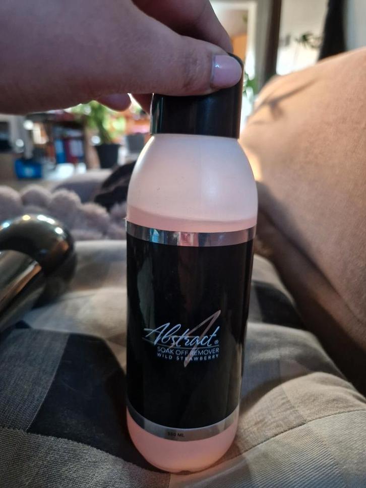 Schoonheidsspecialiste producten/materialen, Diversen, Overige Diversen, Zo goed als nieuw, Ophalen