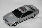 James Bond BMW 750 i Corgi modelauto 1997   1/36, Enlèvement ou Envoi, Utilisé, Voiture, Corgi