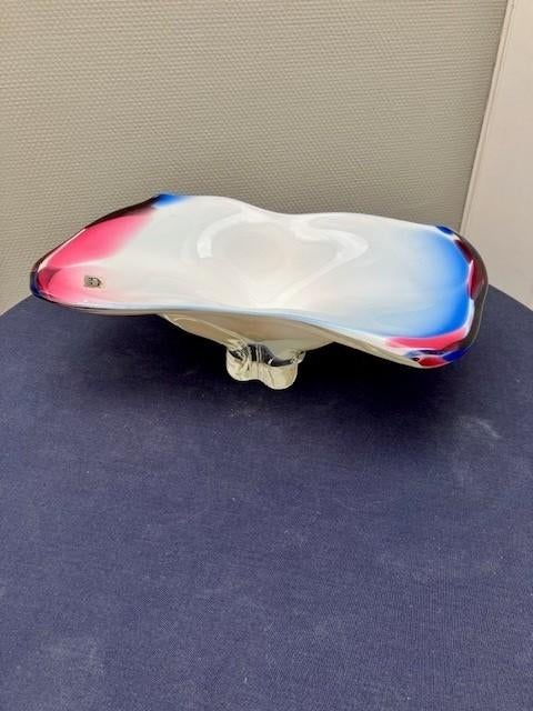 Handgeblazen schaal, Huis en Inrichting, Woonaccessoires | Schalen en Manden, Gebruikt, Schaal, Ophalen of Verzenden, Glas