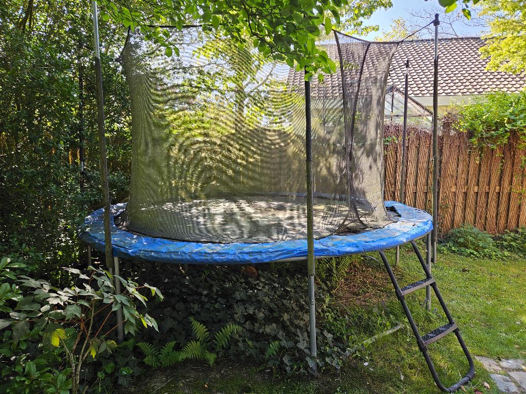GRATIS trampoline 3.8m diameter, Ophalen, Gebruikt