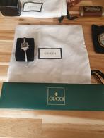 Montre femme Gucci, Enlèvement