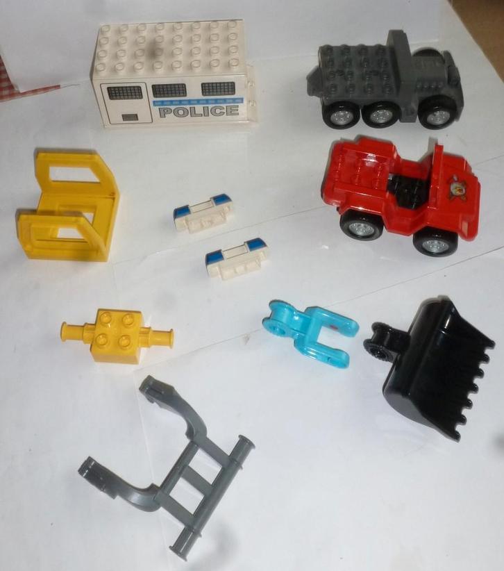 Duplo onderdelen van auto's, vrachtwagens, machiness etc, Kinderen en Baby's, Speelgoed | Duplo en Lego, Zo goed als nieuw, Duplo