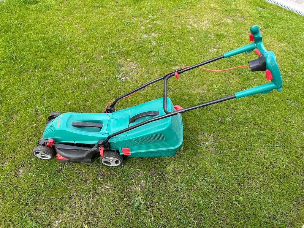 Bosch ARM 37 Grasmaaier - op snoer - 1400 W, Tuin en Terras, Ophalen, Zo goed als nieuw