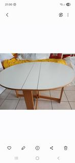 TABLE RONDE PLIABLE  STYLE IKÉA 1,10M X 1M  PRIX 90 EUR, Jardin & Terrasse, Enlèvement, Pliable