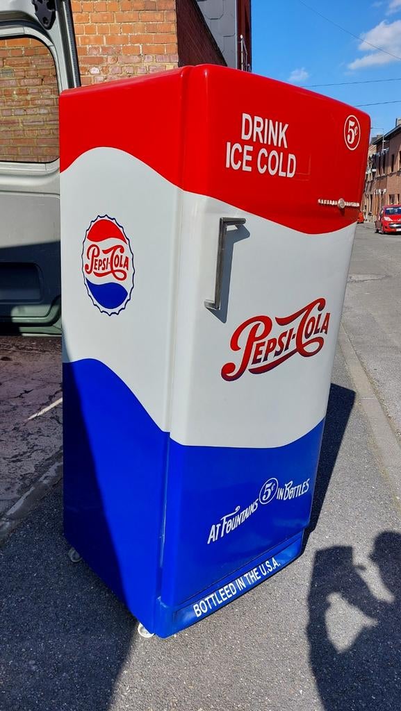 Ancien frigo décoré, Collections, Machines | Autre, Enlèvement