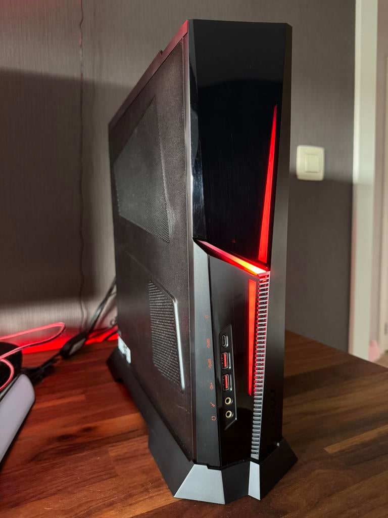 MSI Trident A 10th gen, Computers en Software, Desktop Pc's, Zo goed als nieuw, 4 Ghz of meer, SSD, 16 GB, Met videokaart, Gaming
