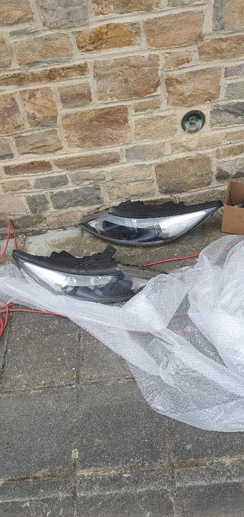 Phare kia sportage endommagé, Enlèvement, Utilisé, Kia