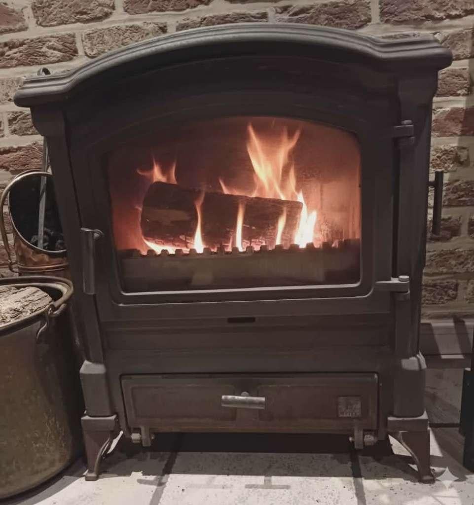 Poêle à bois et à charbon, Enlèvement, Utilisé, Autres carburants, Multi-brûleur