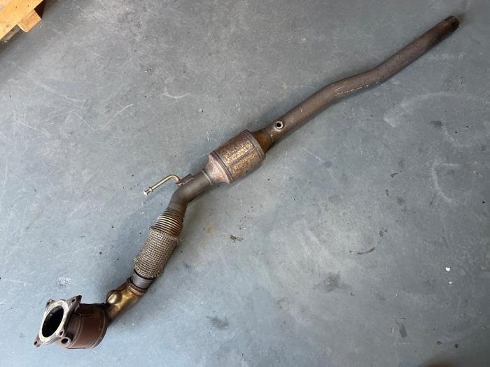 Tube avant + catalyseur d'un Volkswagen Golf, Autos : Pièces & Accessoires, Systèmes d'échappement, Volkswagen, Utilisé, 3 mois de garantie