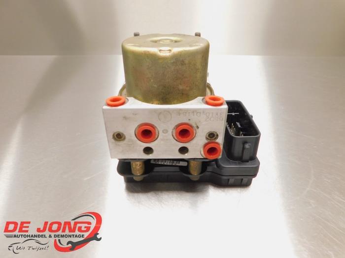 ABS Pomp van een Suzuki Grand Vitara, Gebruikt, -, -, Ophalen of Verzenden