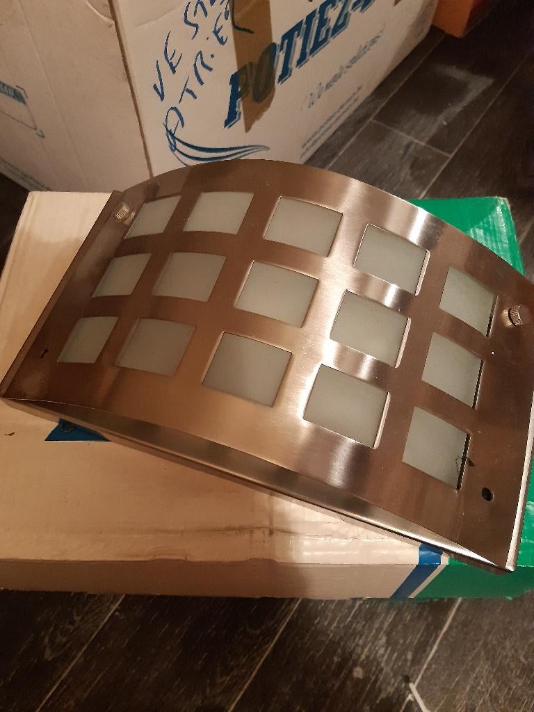 Applique demi-lune métallique, Ophalen, Zo goed als nieuw, Glas