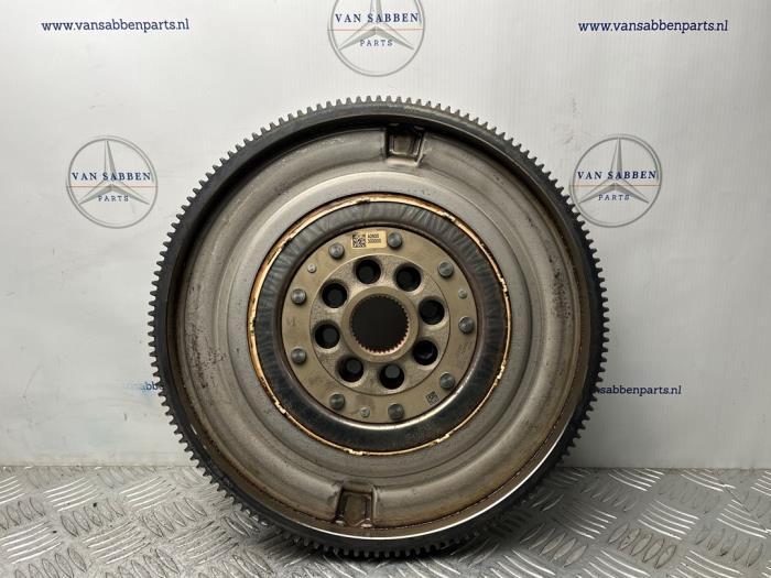 Volant moteur d'un Mercedes CLA, Autos : Pièces & Accessoires, -, 3 mois de garantie, Utilisé, -