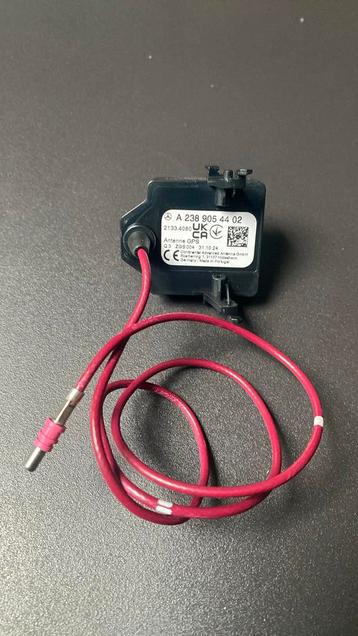GPS antenne A238 905 44 02 beschikbaar voor biedingen