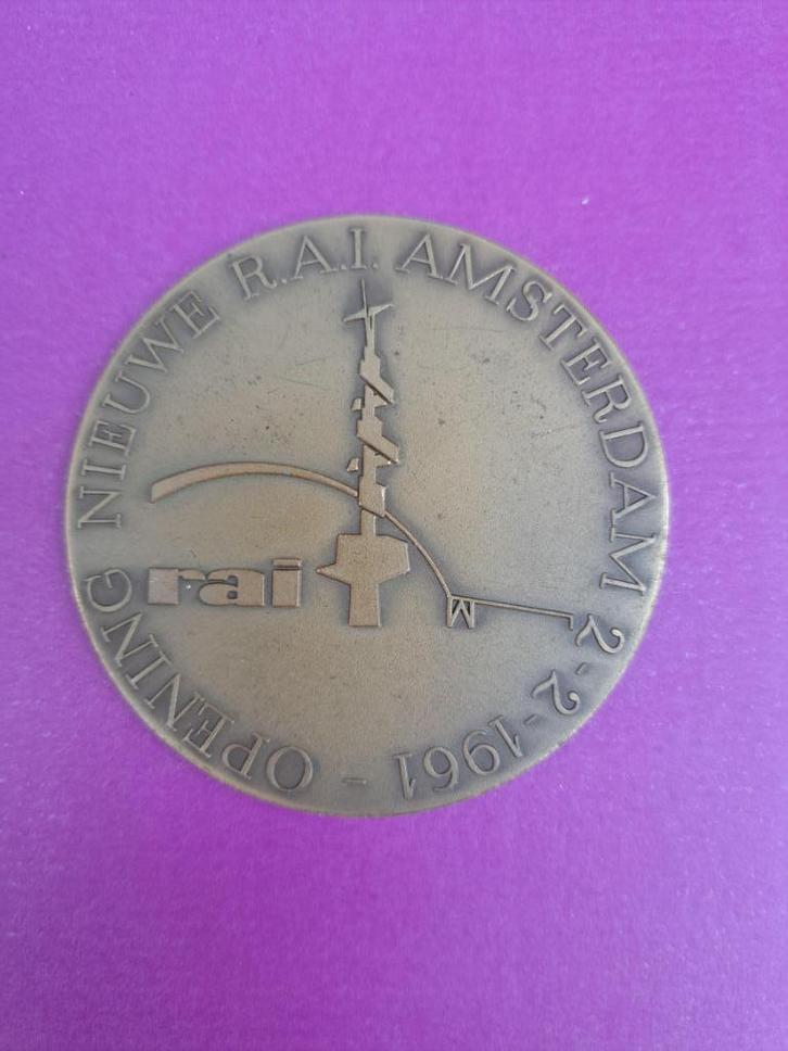 1961 medaille opening nieuwe RAI te Amsterdam in brons, Postzegels en Munten, Penningen en Medailles, Brons, Verzenden