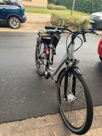 Elektrische fiets nieuw 1 week uit doos met factuur, Fietsen en Brommers, Elektrische fietsen, Ophalen, Zo goed als nieuw
