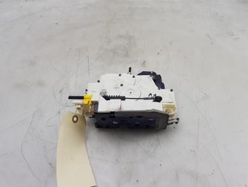PORTIERSTANGEN LINKS VOOR Audi E-Tron (GEN) (|4K1837015J|) beschikbaar voor biedingen