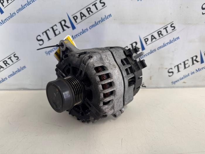 Dynamo van een Mercedes A-Klasse, Auto-onderdelen, Motor en Toebehoren, Mercedes-Benz, Gebruikt, 3 maanden garantie, Ophalen of Verzenden