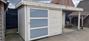 Modern tuinhuis met lounge ruimte  beschikbaar voor biedingen