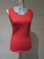 Rood topje / shirt - Medium - katoen, Kleding | Dames, Maat 38/40 (M), Ophalen of Verzenden, Zo goed als nieuw, Zonder mouw