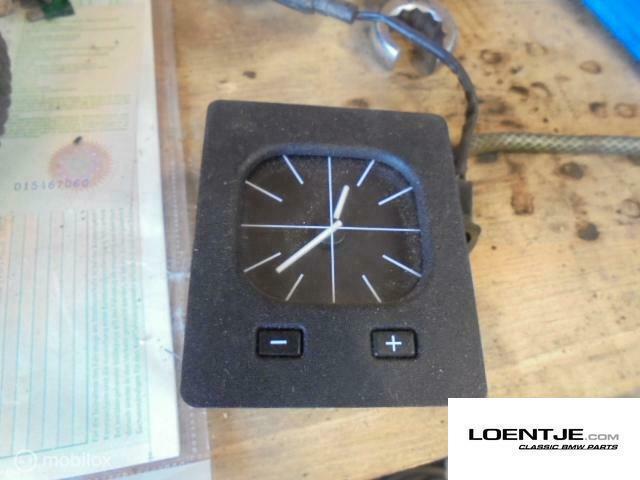 analoog klokje bmw e30 325i 320i 318i 316i, Auto-onderdelen, Dashboard en Schakelaars, Gebruikt, Ophalen of Verzenden