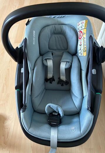 Maxi cosi coral 360 i-size en toebehoren  beschikbaar voor biedingen