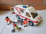 Playmobil ziekenwagen met licht (4221), Kinderen en Baby's, Speelgoed | Playmobil, Verzenden, Zo goed als nieuw, Complete set