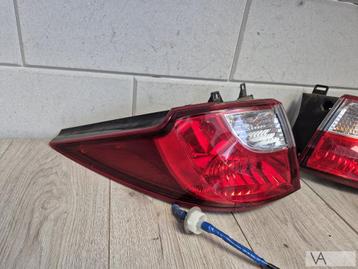 Mazda 5 vanaf 2010 achterlicht links bestuurder schadevrij beschikbaar voor biedingen