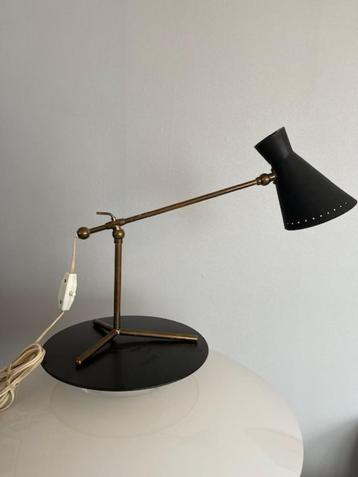 lampe de bureau Stilnovo 50s télescopique ajustable cone beschikbaar voor biedingen