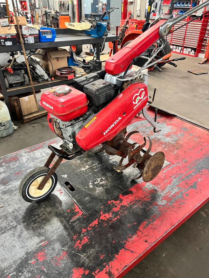 Frees F420 Honda, Zakelijke goederen, Landbouw | Werktuigen, Serretuinbouw, Grondbewerking, Ophalen